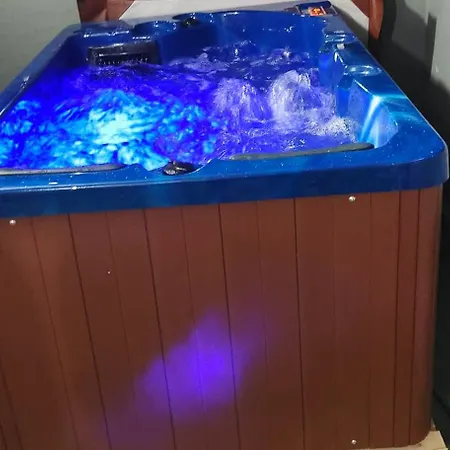 アパート Beach, Penthouse And Jacuzzi