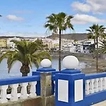 Апартаменты Beach, Penthouse And Jacuzzi Arguineguin
