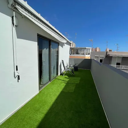 Апартаменты Beach, Penthouse And Jacuzzi